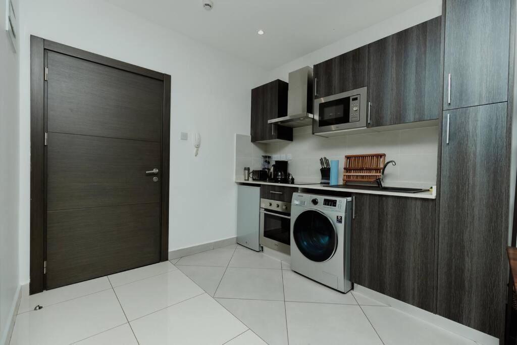 Enjoy Luxury Studio W/Pool @Embassy Gardens Accra Eksteriør billede
